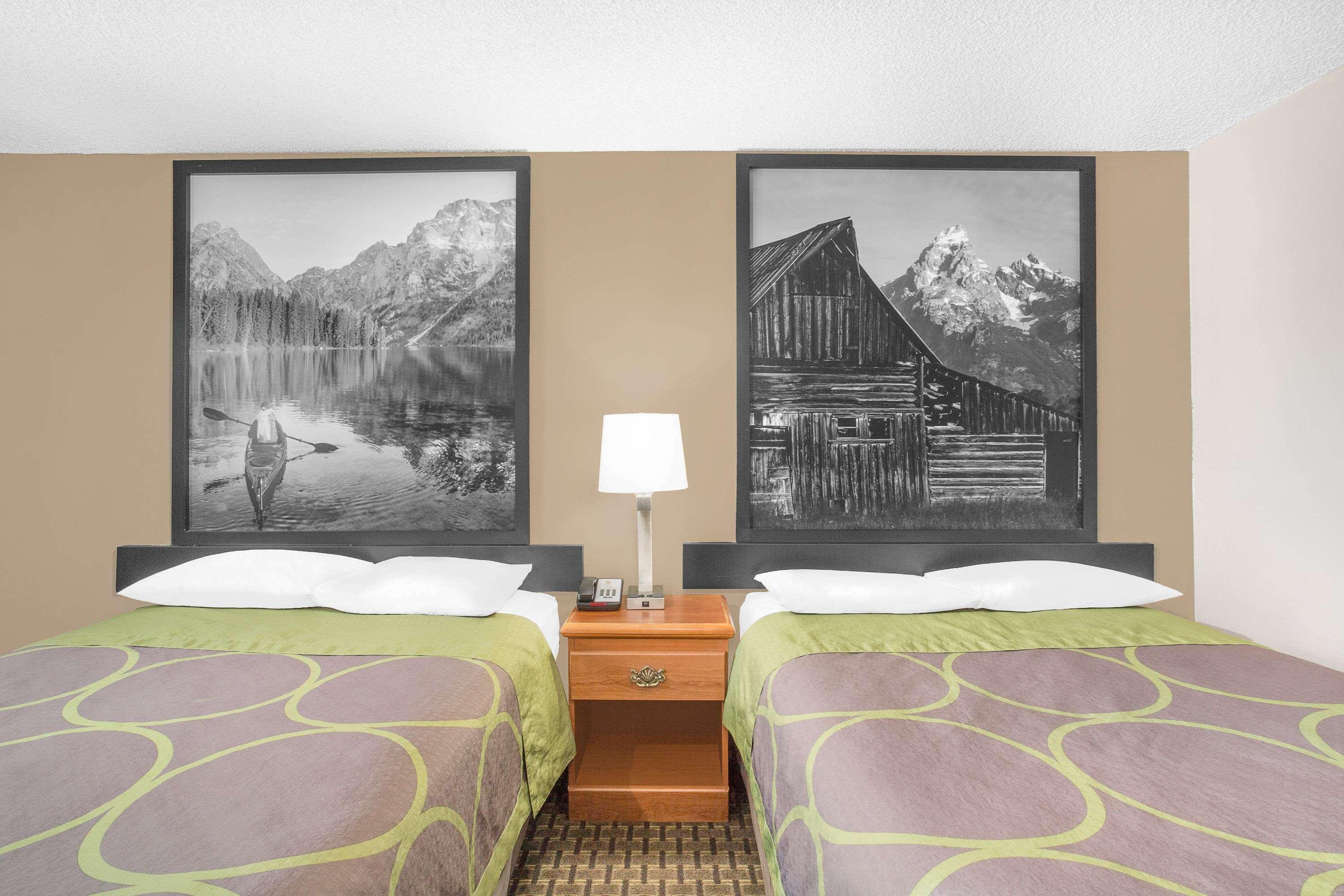 Super 8 By Wyndham Riverton Exteriér fotografie